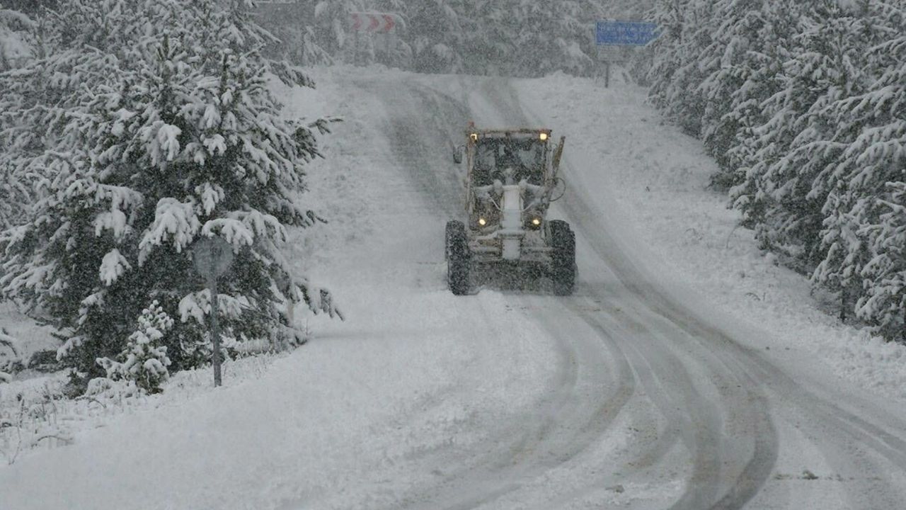 Beyaz Esaret Vites Artırıyor: Kar Kalınlığı 35 CM’yi Bulacak!